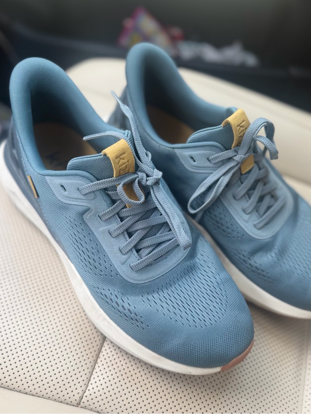 Kizik Athens 2 Hands-Free Sneakers Soft Chambray Womens size 10